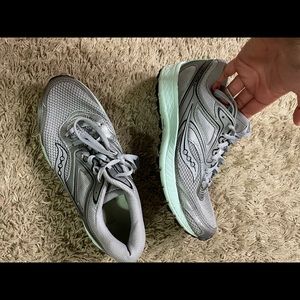 Saucony running shoe